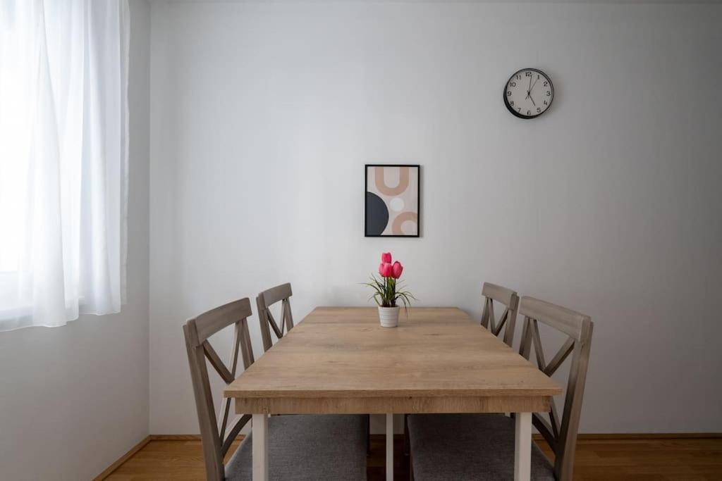 1Br Haven With Swift City Access By Hm Vienna Luaran gambar