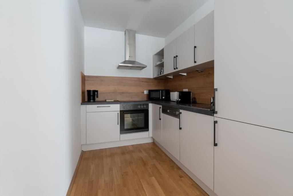 1Br Haven With Swift City Access By Hm Vienna Luaran gambar